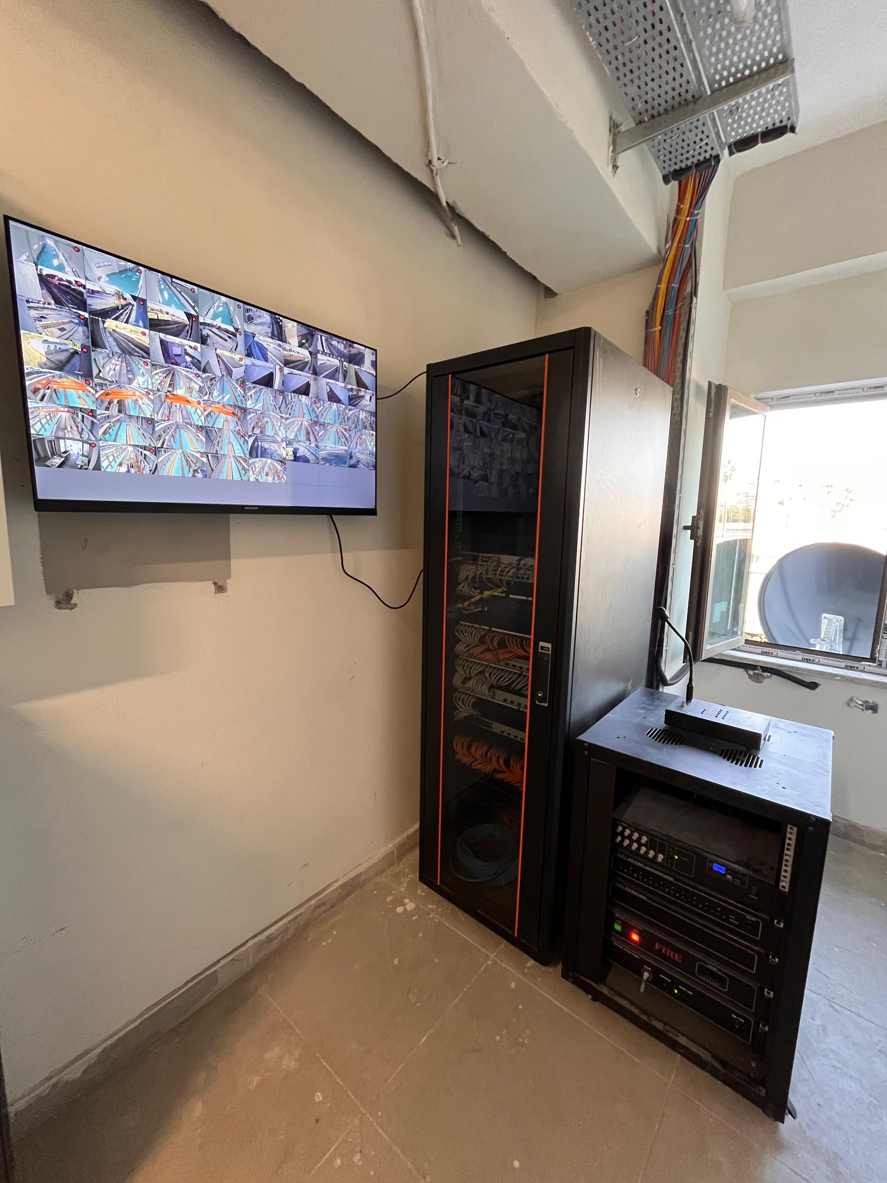 Yangın alarmı ve CCTV kontrol sistemi uygulaması
